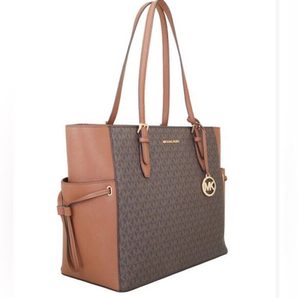 👜👜 Micheal Kors Brown Logo Gilly Drawstring Tote!! Brand New with Tags!! - Picture 3 of 8